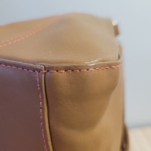 Furla shoulder leather bag tan colour with gold hardware - vintage - Picture 6 of 16